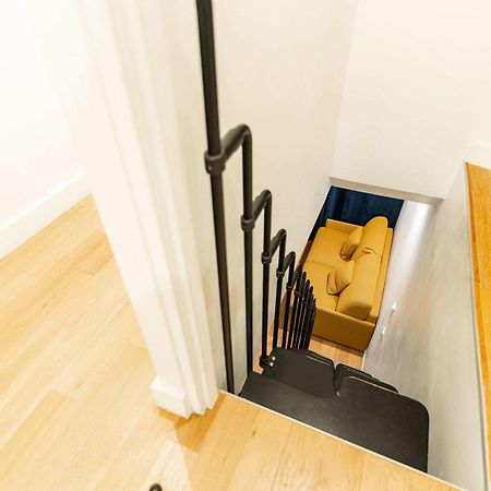 Loft 4 Bedroom Montmartre Pigalle Ac By Lcc Agency パリ エクステリア 写真