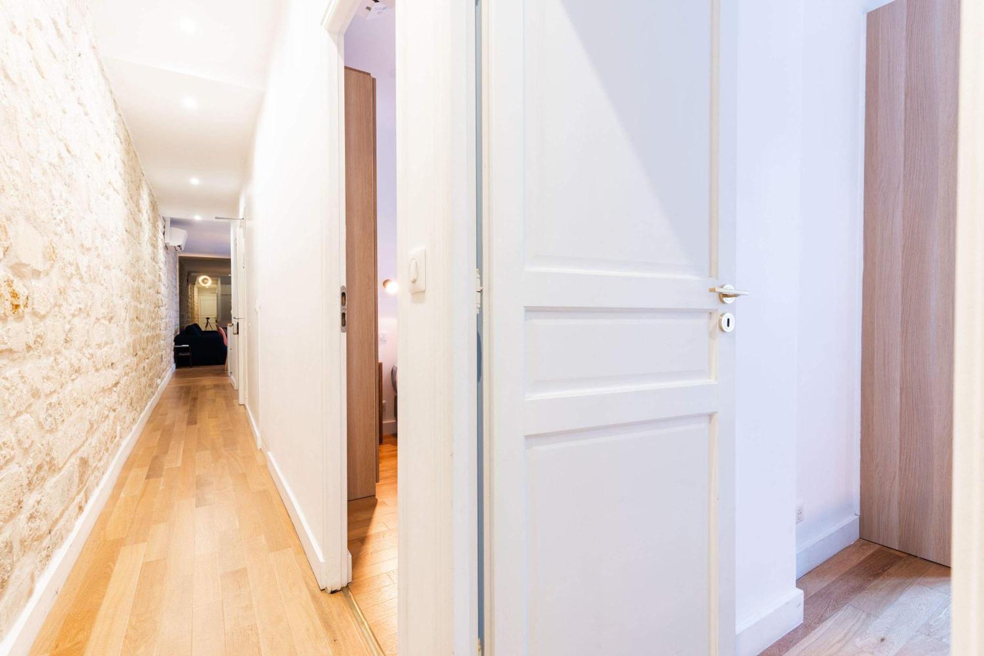 Loft 4 Bedroom Montmartre Pigalle Ac By Lcc Agency パリ エクステリア 写真