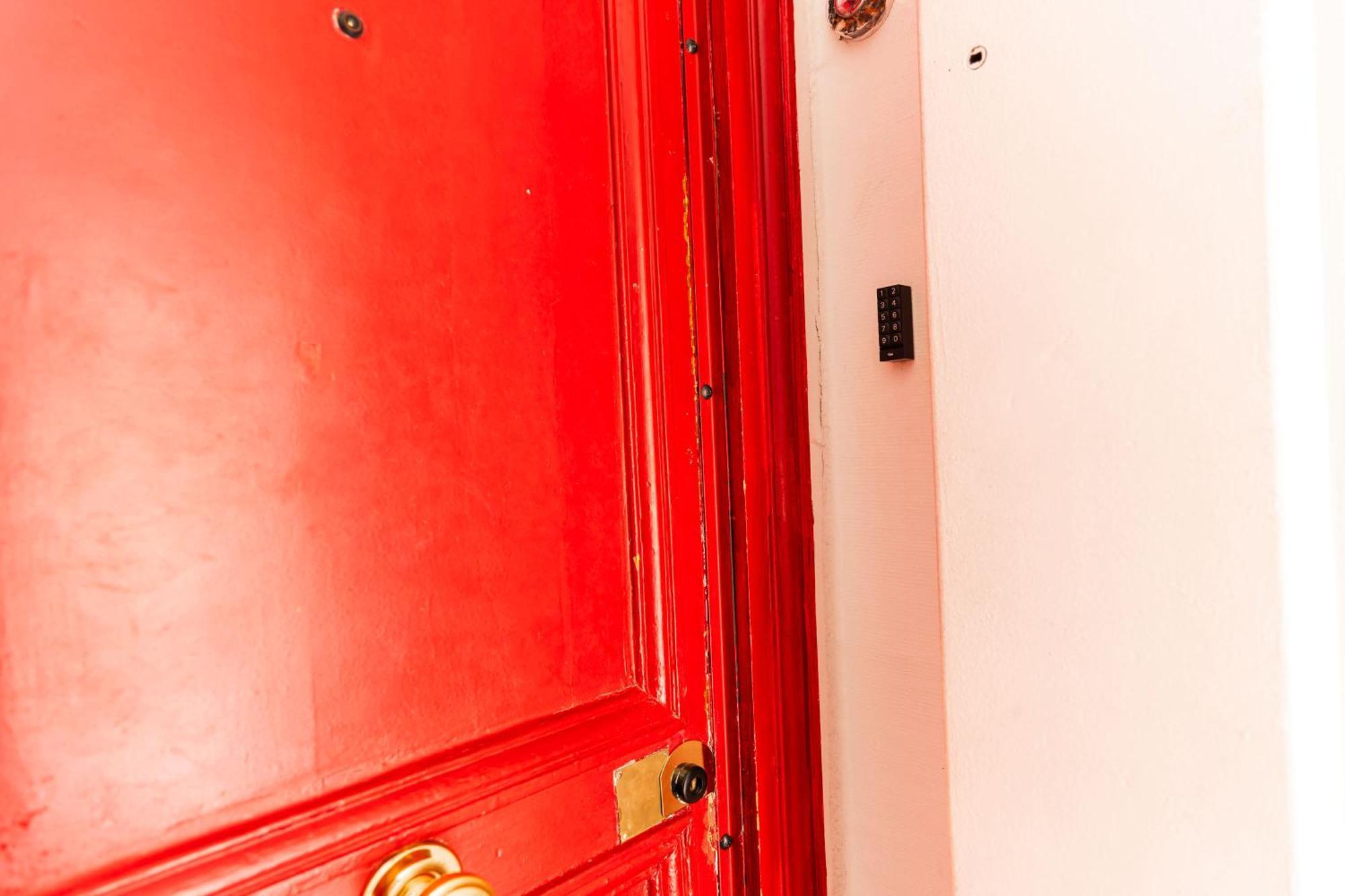 Loft 4 Bedroom Montmartre Pigalle Ac By Lcc Agency パリ エクステリア 写真