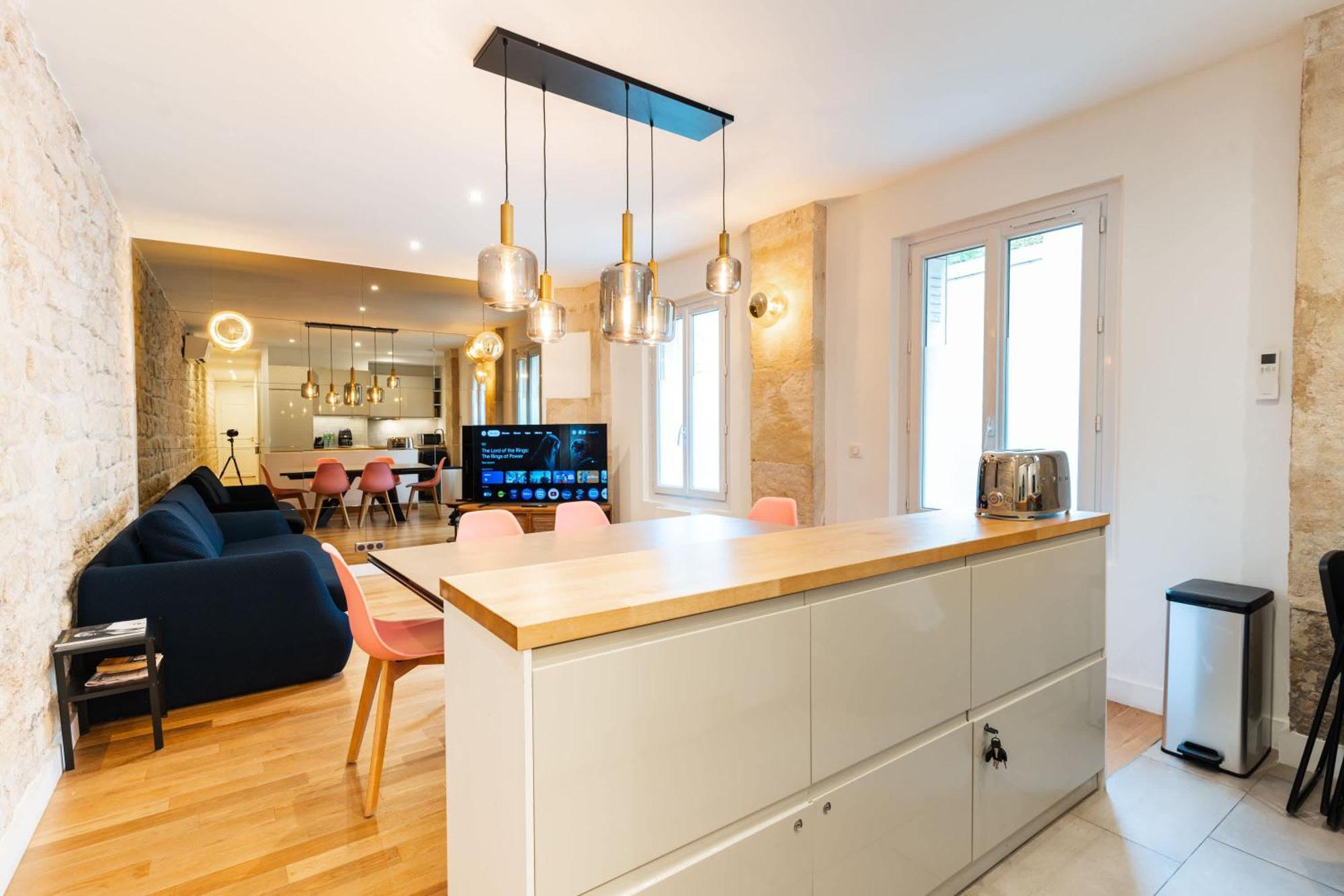 Loft 4 Bedroom Montmartre Pigalle Ac By Lcc Agency パリ エクステリア 写真
