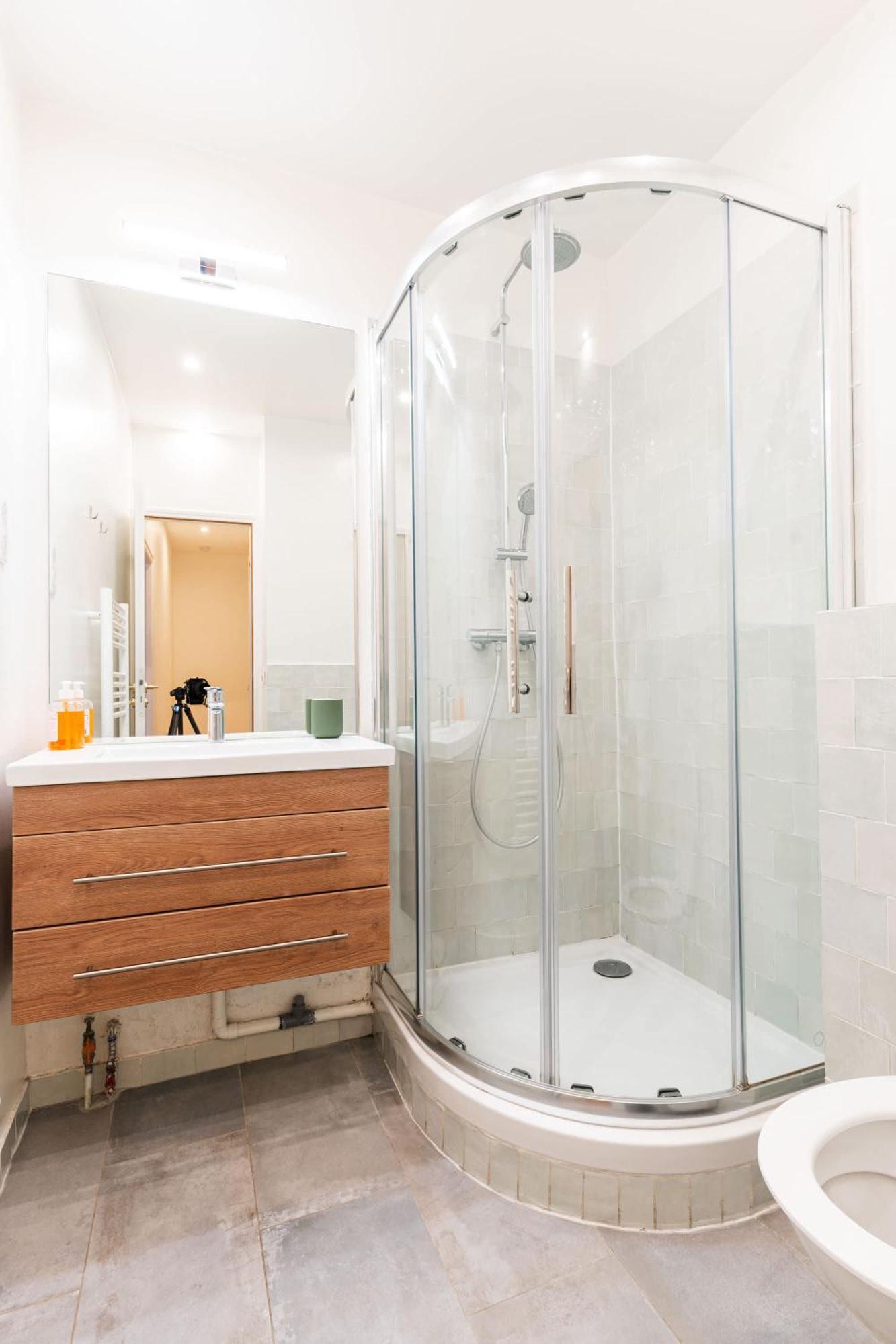 Loft 4 Bedroom Montmartre Pigalle Ac By Lcc Agency パリ エクステリア 写真